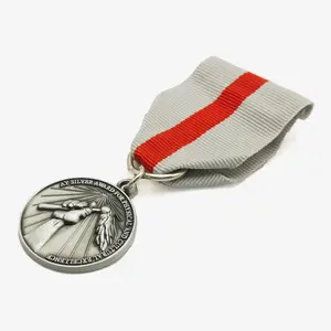 Fabbrica placcato oro incisione Souvenir petto premio d'onore Logo 3D personalizzato medaglie con perno del nastro