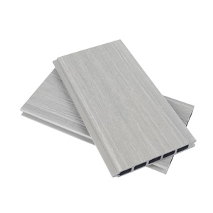 Lames de clôture en WPC co-extrudé <span class=keywords><strong>anti</strong></span>-eau, clôture composite en WPC à grain de <span class=keywords><strong>bois</strong></span> pour la décoration extérieure des jardins - Product Image 6