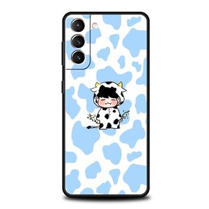 Coque de téléphone motif vache noire blanche pour Samsung Galaxy S24 S23 S22 S20 Ultra <span class=keywords><strong>S21</strong></span> <span class=keywords><strong>FE</strong></span> 5G S10 S9 Plus S10E housse en Silicone souple - Product Image 3