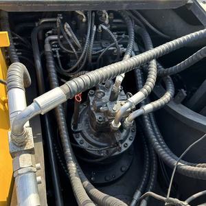 Excavatrice hydraulique Volvo EC300 presque neuve, godet de 1,4 m³, haute qualité - Product Image 3