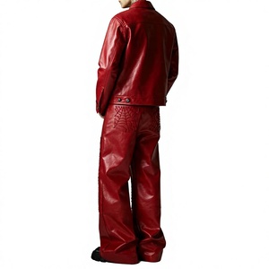 Chándal Rojo para Hombre con Patrón de Telaraña en Relieve, Estilo Urbano, Corte Holgado, Impermeable, de Poliéster, para Invierno - Product Image 2