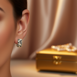 Pendientes de Aro E4598 en Oro Blanco con Cristales Geométricos y Microincrustaciones de Diamantes de Imitación, Joyería Moderna para Mujer - Product Image 2