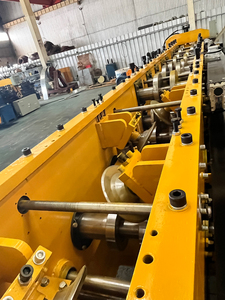 <span class=keywords><strong>Machine</strong></span> de formage de tuiles en profilés d'aluminium à canaux à lèvres en acier léger pour les composants principaux du mur PLC Garantie d'un an - Product Image 4