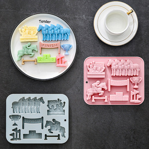 Moule en silicone à 8 cavités sur le <span class=keywords><strong>thème</strong></span> du <span class=keywords><strong>cheval</strong></span> pour chocolat, gâteaux, glaçons et gelée - Lavage à la main uniquement - Pack en vrac - Product Image 4