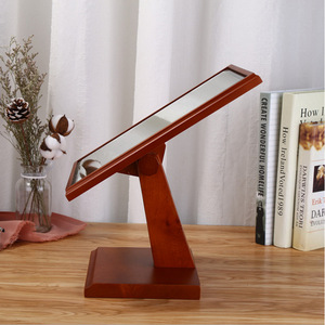 กระจกแต่งหน้าไม้สีแดงคลาเร็ตแบบตั้งโต๊ะ กระจกมองข้างเดียว พับได้ ดีไซน์ไม้เนื้อแข็ง สำหรับผู้หญิงใช้แต่งตัว - Product Image 1