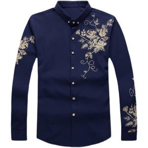 Camisas <span class=keywords><strong>de</strong></span> <span class=keywords><strong>Vestir</strong></span> <span class=keywords><strong>para</strong></span> <span class=keywords><strong>Hombre</strong></span> Color Vino Tinto, <span class=keywords><strong>Camisa</strong></span> con Estampado <span class=keywords><strong>de</strong></span> Rosas Doradas, Corte Entallado, Manga Larga, Estilo Moderno - Product Image 6