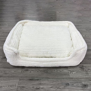 Venta caliente casa interior moderno cómodo esponja relleno perro cama blanco esponjoso perro cama con cama almohada - Product Image 3