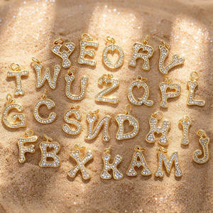 Jinyuan Punk Tarzı 18 Ayar Gerçek Altın Sanatsal Yazı Tipi Kolye Zirkon Harfli Kolye DIY Takı Bakır Aksesuarlar - Product Image 1