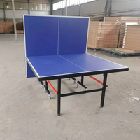 Table de tennis de table pliable pleine grandeur pour la vente en gros, avec roues étanches, design mobile intérieur/extérieur