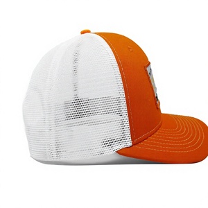 Casquette Trucker à 6 Panneaux Structurée et Respirante avec Dos en Maille, Personnalisable avec Écusson Tissé, pour Adulte, Idéale pour l'Extérieur, Fabriquée en Usine au Vietnam - Product Image 4