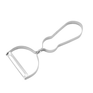 Éplucheur multifonctionnel en acier inoxydable trois-en-un pour fruits, légumes, pommes de terre, carottes et courges, en forme de brosse à dents - Product Image 3