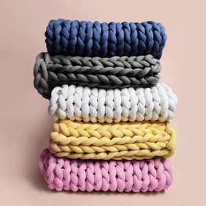 Couverture de laine tricotée en gros couvertures lestées tricotées de thérapie respirante populaires - Product Image 1