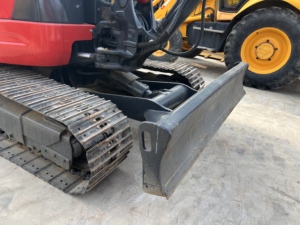 Mini-pelleuse Kubota KX163 d'occasion de qualité supérieure, peinture d'origine, fonctionnement stable et faible consommation de carburant, compacte et flexible. - Product Image 5