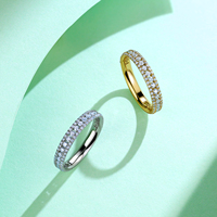 Bague éternité en argent sterling S925 pavée de moissanite double rangée 0,96 CTW, empilable, pour femme