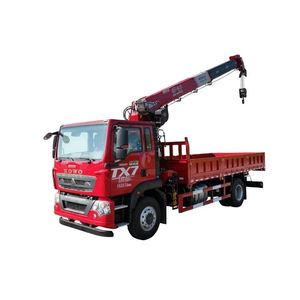 Camión grúa Sinotruk TX7 4*2 XC MG de 8 toneladas con brazo recto de 5 secciones, vehículo elevador montado en camión - Product Image 1