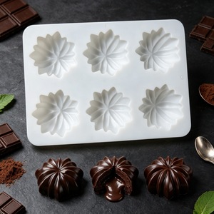 6 Cavity Pumpkin Cake Mold Food Grade <b>Silicone</b> <b>Baking</b> Mold For Home Commercial Use - Product Image 3