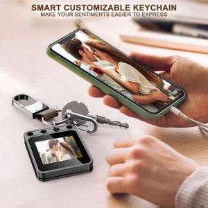 Pendentif écran E-ink FindXeink avec photo personnalisée, traqueur GPS intégré et design sur mesure, photo couleur, texte, contact, mémo - Product Image 6