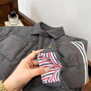 Chaqueta Corta de Moda Unisex para Bebé, Chaqueta Deportiva de Lana para Niños, a Prueba de Viento, con Cuello Mao, Rayas Coloridas, para Otoño - Product Image 4