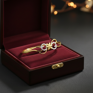 Bracelet élégant plaqué or à motif floral pour femmes avec détails bicolores, bijoux de mode légers et élégants - Product Image 3