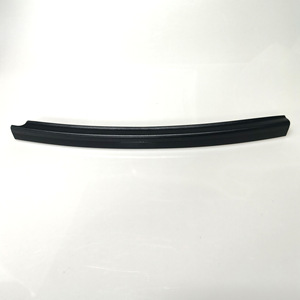 ยางขอบกระจกประตูขวา มินิ R55 รุ่น B Pillar หมายเลขอะไหล่ 51137167236 สำหรับกระจกรถยนต์ - Product Image 1