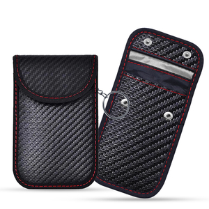 Porte-clés compact en fibre de carbone Faraday, protection de clé de <span class=keywords><strong>voiture</strong></span> élégante en PU, <span class=keywords><strong>pochette</strong></span> de blocage de signal de taille poche, <span class=keywords><strong>pochette</strong></span> Faraday - Product Image 4