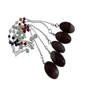 Pendule Balle 7 Chakras Narmada en Agate, Instrument de Radiesthésie et de Guérison Reiki, Artisanat en Pierre Semi-Précieuse Faite à la Main - Product Image 1