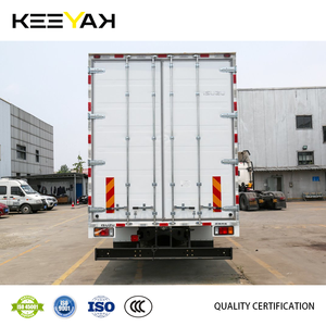 Good Price Light White 4*2 Light Truck 205hp 30cbm 60m&sup3; Cargo Box Cargo Truck <strong>Chassis</strong> - Product Image 2