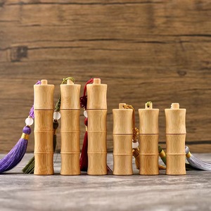 Rollo de diseño de nudo de bambú natural en botella 10ml Mini <span class=keywords><strong>Perfume</strong></span> de aceite esencial Botella a prueba de luz para aceite de esencia con borla - Product Image 6