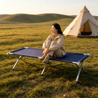 Lit pliant d'extérieur en tissu Oxford durable et facile à nettoyer, avec surface résistante à l'eau et lavable, idéal pour le camping quotidien, le repos et les pique-niques