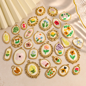 Colgante floral de acero inoxidable transfronterizo con formas mixtas para hacer collares, accesorios de joyería DIY PJ93816 - Product Image 1