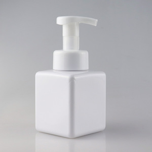 2024 nouvelle bouteille de shampooing et de revitalisant d'emballage liquide en plastique PE blanc avec pompe à mousse de Type griffe de chat pétale - Product Image 2