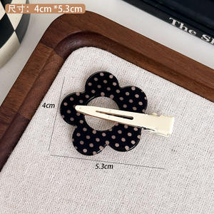 QianJinカスタムロゴ卸売アクリルヘアクリップ女の子用かわいい水玉花星形ヘアバレット - Product Image 6