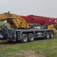 Grue mobile à flèche télescopique de marque chinoise STC1000C5-8 100 tonnes avec moteur WEICHAI