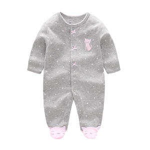 カスタム100%コットン長袖ベビーロンパース、足付きパジャマ、春冬用スリープウェア、カートゥーン柄ボタン留め - Product Image 4