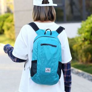 Sac de voyage pliable avec logo personnalisé, léger, durable, pour le camping et les sports - Product Image 4