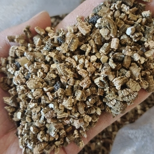 Giá cả phải chăng giá chiến thuật vermiculite số lượng lớn Lớp 2 vermiculite Bạc Perlite quặng 100lt - Product Image 2