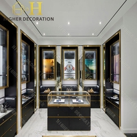 Vitrine de présentation de bijoux en acier inoxydable de luxe, design personnalisé pour la décoration de bijouterie