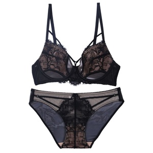 Ensemble de lingerie sexy Erkoumi pour <span class=keywords><strong>femme</strong></span>, style français, avec soutien-gorge 3/4 push-up anti-affaissement, broderie en dentelle ajourée et respirante, pour grandes tailles - Product Image 3