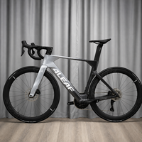 Bicicleta de Carretera de Carbono 700C con Frenos de Disco, Grupo Shimano 105 Di2, Pedales Ordinarios, Ligera