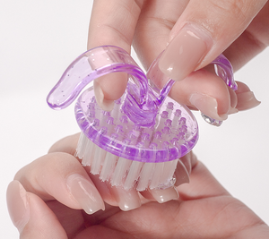 Cepillo de limpieza de plástico <span class=keywords><strong>para</strong></span> <span class=keywords><strong>uñas</strong></span> con diseño de mariposa, cepillo <span class=keywords><strong>para</strong></span> eliminar el polvo, cepillo mini <span class=keywords><strong>para</strong></span> un dedo, <span class=keywords><strong>precio</strong></span> de fábrica, venta al por mayor, lo último en herramientas <span class=keywords><strong>para</strong></span> decoración de <span class=keywords><strong>uñas</strong></span>. - Product Image 5