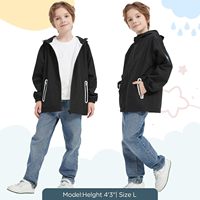 Veste de pluie imprimée pour enfants avec aérations et doublure en maille, capuche à visière allongée - 100% polyester, lavable en machine pour garçons et filles