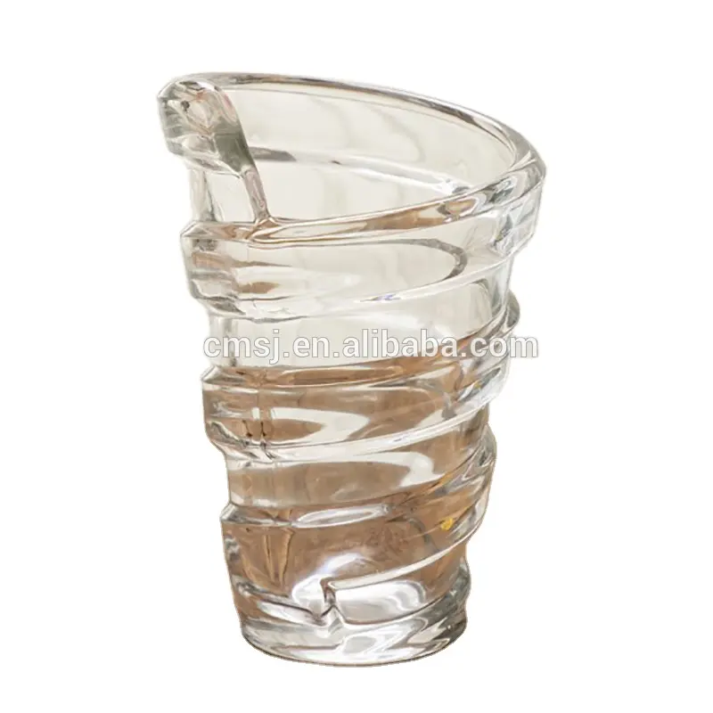 Vaso de vidro de cristal de logotipo personalizado em forma de coração, para mesas de mesa