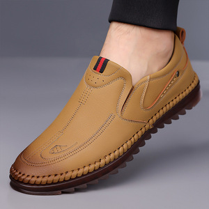 Mocasines casuales de cuero para hombre, transpirables, de tacón bajo, con suela de goma, cosidos a mano, para conducir y para el tiempo libre. - Product Image 1