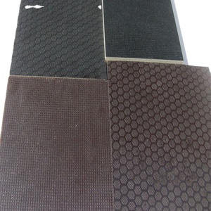 <span class=keywords><strong>Panneau</strong></span> en treillis métallique <span class=keywords><strong>antidérapant</strong></span> moderne 12mm-30mm <span class=keywords><strong>contreplaqué</strong></span> <span class=keywords><strong>antidérapant</strong></span> à face en mélamine avec placage de bouleau Normes d'émission de formaldéhyde E0 - Product Image 3