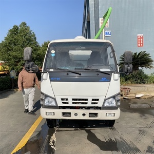 Camion de nettoyage des égouts haute pression ISUZU 4X2, camion d'aspiration des eaux usées, camion à pompe à vide diesel - Product Image 3