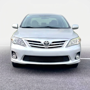 Toyota Corolla 2011 1.6L 4AT 5 places – Berline japonaise d'occasion abordable, excellente voiture familiale à faible consommation pour les acheteurs internationaux - Product Image 1