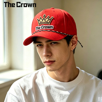 Gorra de béisbol roja con logotipo personalizado, 5 paneles, estructurada, con cuerda decorativa y parche de gamuza, venta al por mayor, fabricante