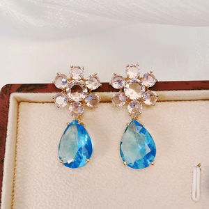 أقراط متدلية من الزركونيا المكعبة على الموضة ، أقراط متدلية بحجر الزركونيا المكعب الكبير الملون والزهور الجميلة ، مجوهرات حفلات للنساء ، أقراط الزفاف - Product Image 2