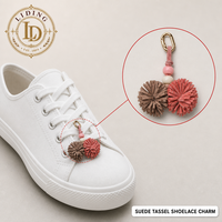 Breloque en suède à pompon pour lacets de chaussures, décoration pour baskets, fleur artisanale bohème, porte-clés, pendentif de sac, personnalisable OEM