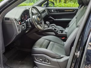 Pors-Che <span class=keywords><strong>Cayenne</strong></span> แพลตตินั่ม AWD เบนซิน3.0T 2022 V6 340HP รถ<span class=keywords><strong>มือ</strong></span><span class=keywords><strong>สอง</strong></span>สุดหรูรถ SUV - Product Image 3